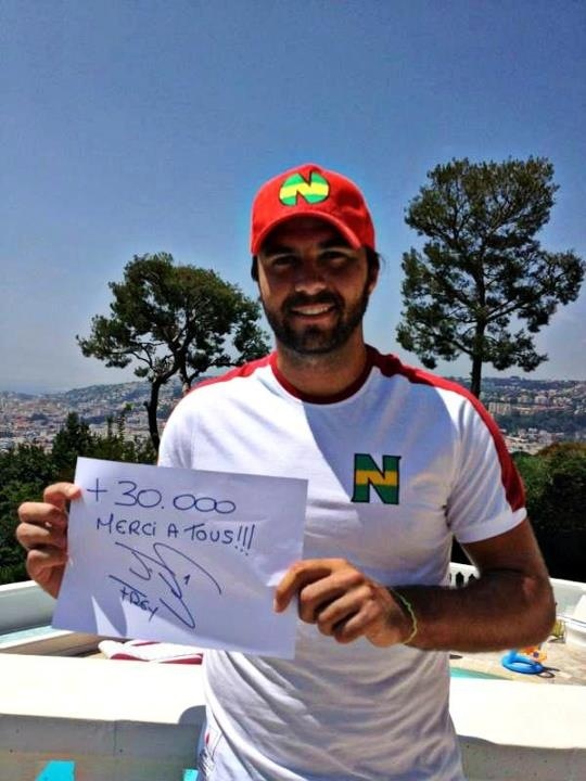 EdWarner4's tweet photo. Ma... Non sapevo nulla... Allora è ufficiale?!? Questa è una vera chicca... #ForzaGenoa http://t.co/UAfopIm7