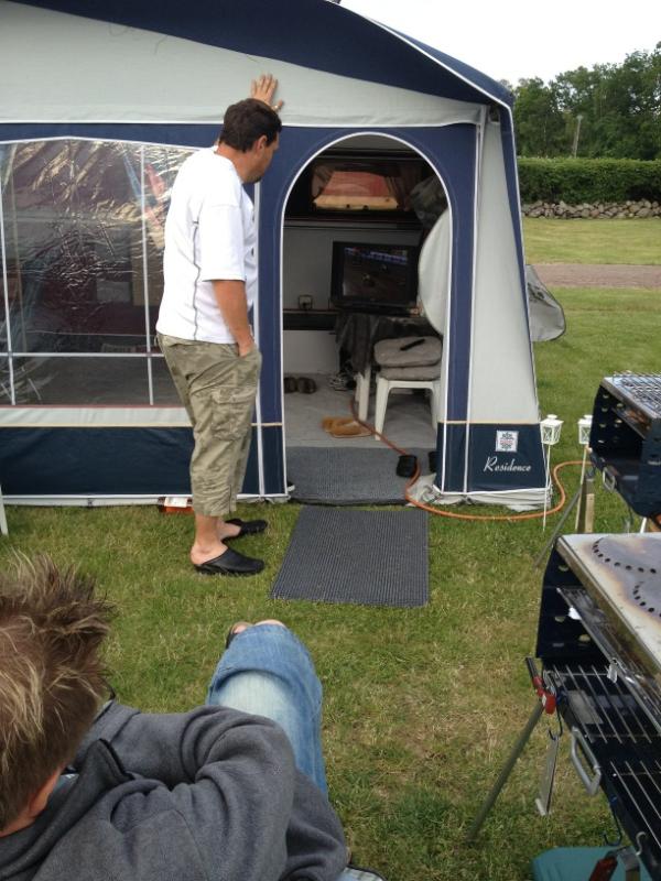 smultronfia's tweet photo. Speedwaygrillen på Öland. http://t.co/4yVarOay