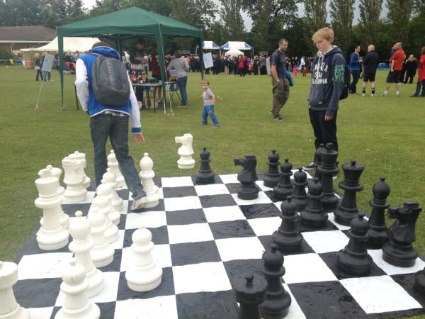 blmwr's tweet image. #GiantChessBoard