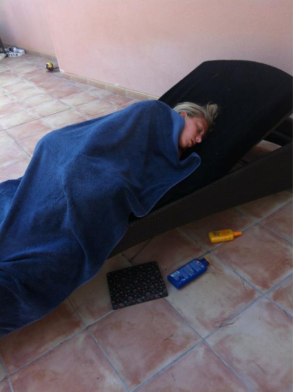 Anna__Ferguson's tweet photo. @jemmasb Florence..spying or sleeping Florence #sleeping http://t.co/uscwttm2