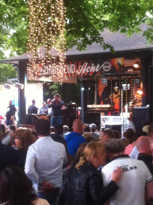 ZinderendAcht's tweet photo. @wolterkroes1 in da house! http://t.co/yu6Z5Ki1