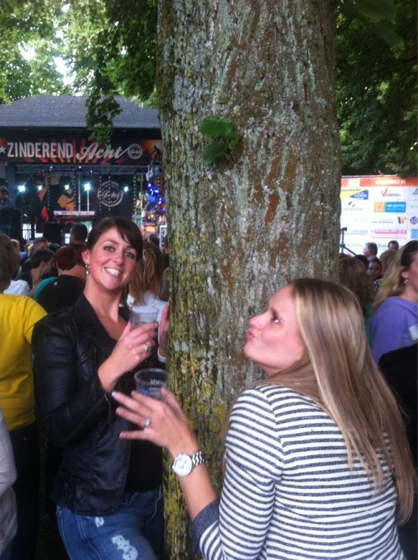ZinderendAcht's tweet photo. @wolterkroes1 wat n feest http://t.co/eCFZc7Dl