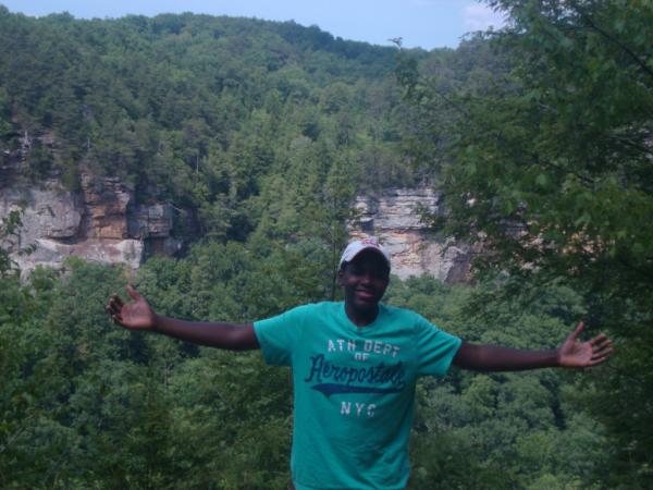 DrewPlay's tweet photo. LiFe In TeNnEsSe! http://t.co/WmFJtmi9
