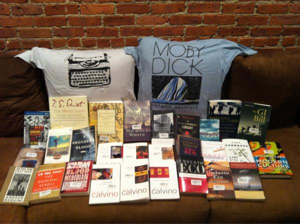 poetinpinkshoes's tweet image. My loot from #HBSWarehouseSale today, aka the making of a perfect summer. Thanks @HarvardBooks !
#imighthaveaproblem