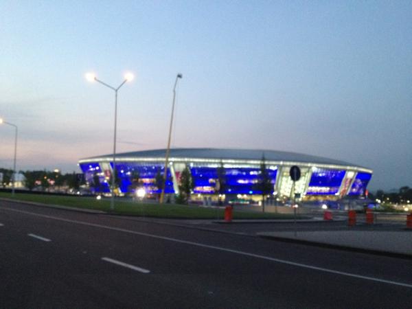 Andru_ocean's tweet photo. Донбасс арена-сооружение радующее глаз) http://t.co/7KvskRj0
