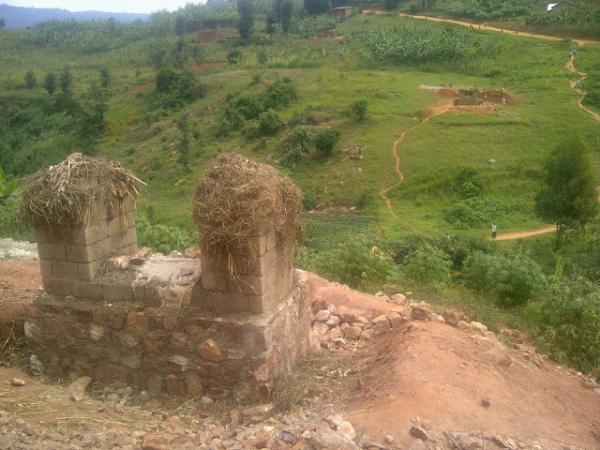 johnnykayihura's tweet photo. The brige in #ngarama #Rwanda in the making #bridgetoprosperity @B2p http://t.co/0lIyWoNl
