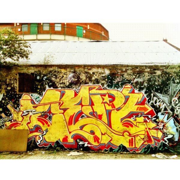 instagraf tweet media