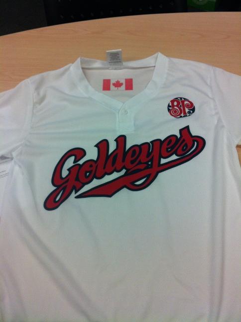 winnipeg goldeyes jersey