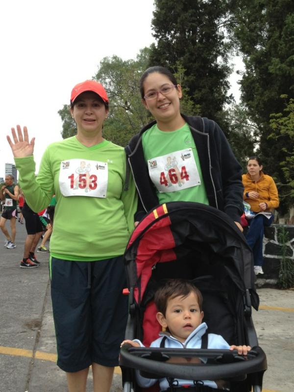 LeticiaOjeda's tweet photo. A correr!! #CarreraSuperKairos @cavallino0119 @eliferwil http://t.co/M0uZCZ4F