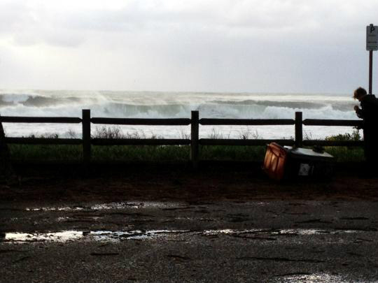 SoloSurfing's tweet photo. Vamonos para dentro...no? http://t.co/Gw2u10D1