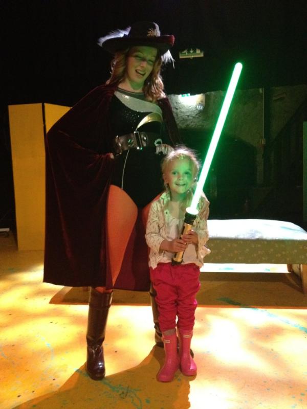 miahal's tweet photo. Moro med "to-tre musketeros" @detandreteatret http://t.co/XRZLwKrz