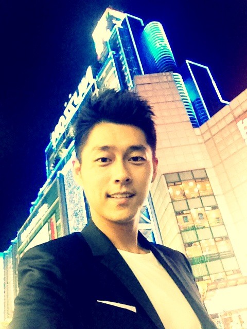 style_hunter_'s tweet photo. 홍콩같은 이 느낌!! 하지만 동대문이라는거~~ ㅋ 드라마랑 광고 소품사러 시장왔다. 예전부터 시장만오면 없던 힘이 불끈!!! http://t.co/T78rYwnt