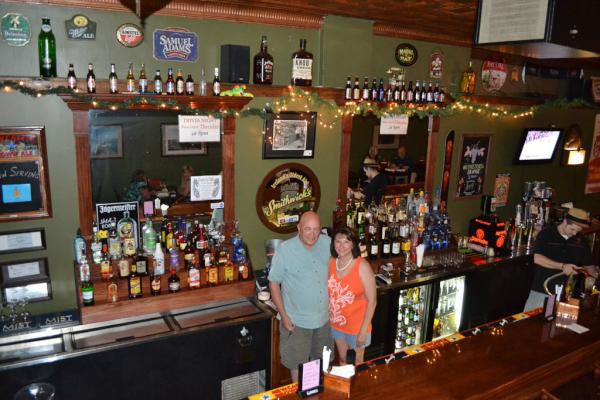 TheGeorgetowner's tweet photo. We hope you can join us for dinner, drinks and fellowship at the all-new Georgetowner Draft House in Fortville, IN. http://t.co/yWhsNGlU