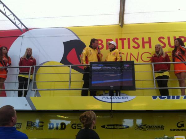 b4walls's tweet photo. great day at @krcircuit!!! Seen @Twinniez and @tommyhill33 http://t.co/cMtUr0W1