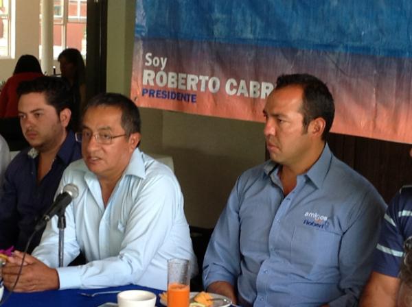 RobertoCabreraV's tweet photo. #Hagamoslo Bien! Apoyo Incondicional para Roberto Cabrera! http://t.co/VBpjdkSR