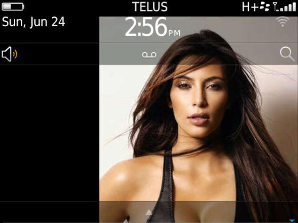 KKardash4Eva's tweet photo. Luvin my @KimKardashian phone background! Juss the person I luv to c all the time! #muah http://t.co/Mwsc3H46