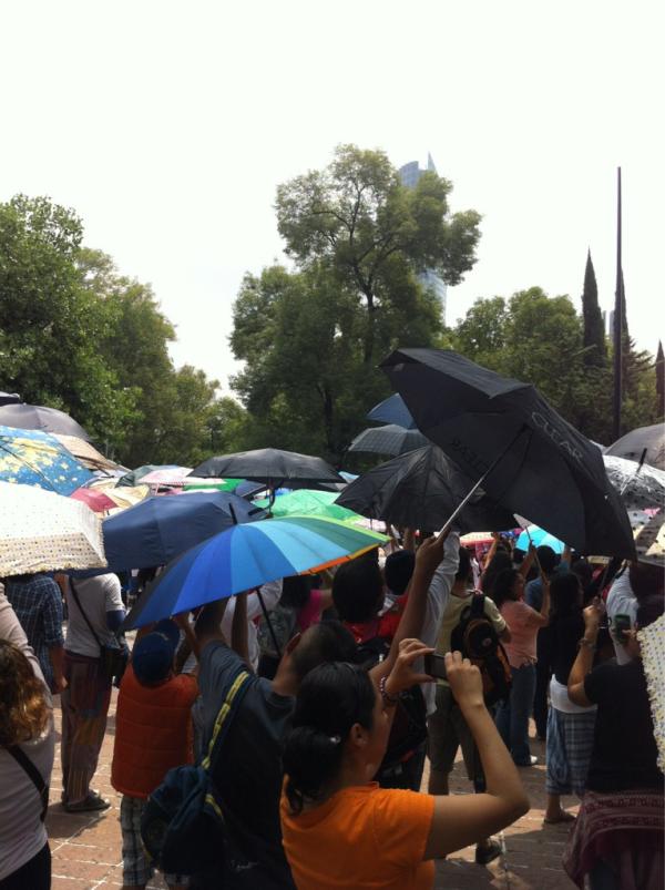 moisesalfille's tweet photo. @fmmexico gracias! http://t.co/rOzmo4Ee