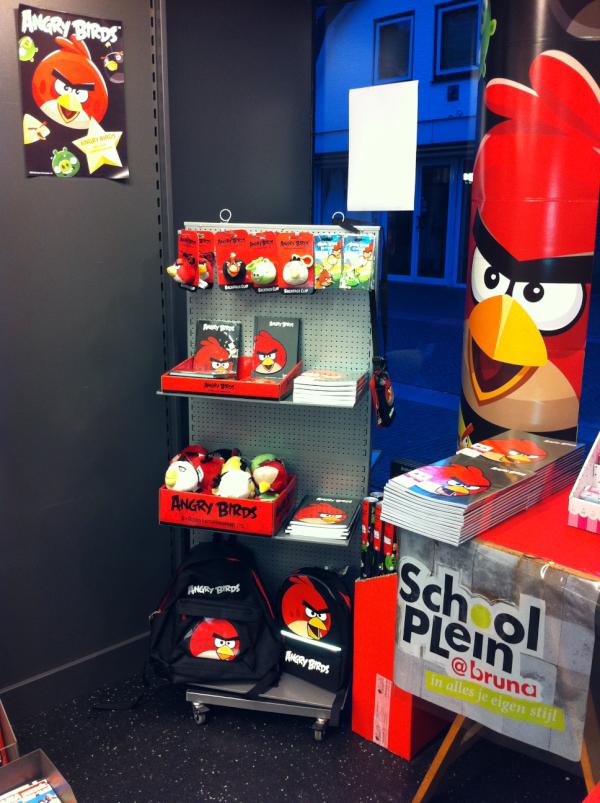 Ook zo verslaafd aan Angry Birds.....
Wij hebben nu hele leuke artikelen van deze irritante vogels....(en varkens!)