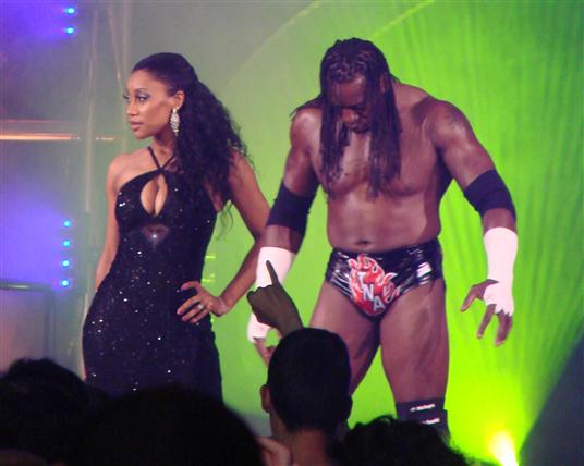 wwefantmayne's tweet photo. @SharmellHuffman look wat i found http://t.co/3wJXXnU8
