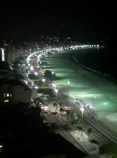Ginotromp's tweet photo. First day @copacabana, any suggestions? #Brazil http://t.co/mQRe5eb