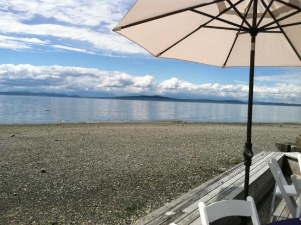 CaseyHoffman2's tweet image. Bridal shower number 2! #beach #teaparty #fivemoreweeks