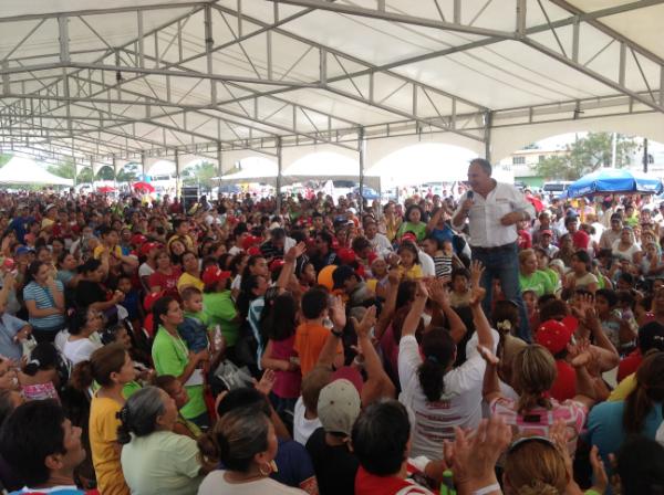 _gcaballero's tweet photo. Excelente cierre en el distrito 1 local, casi 4,000 personas!!! Vamos a Ganar!!!!! http://t.co/b8NXFbIN