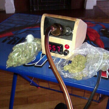 2_cup_T's tweet photo. who wit me on dis ride?http://t.co/qErWNHjP http://t.co/tF2XBQEq