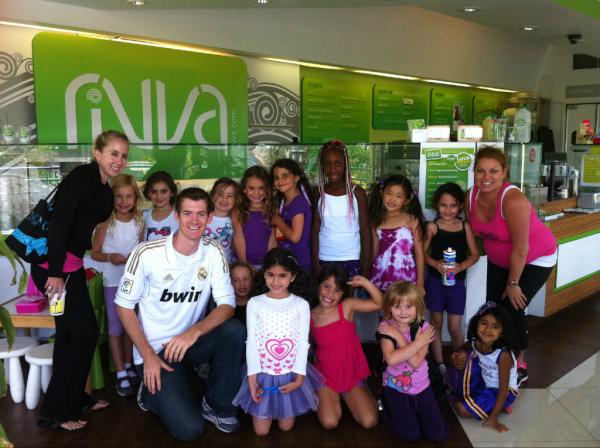 CafeRivva's tweet photo. Meet our biggest fans :) http://t.co/ejnupUgC