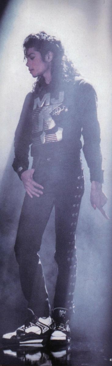 WhatAboutMJJ's tweet photo. Dictionary: Perfection -  Michael Jackson http://t.co/pI45CYTM
