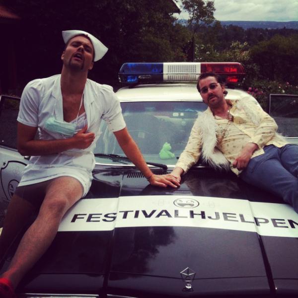 Kjendisprat's tweet photo. Ny serie på gang....???!!!! @Larsberrum og @Olliwermskog http://t.co/GboTZkX8