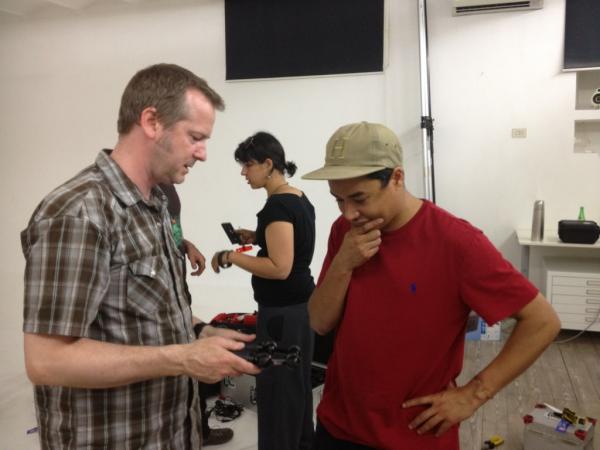 theramonster's tweet photo. Ed and Dan in deep discussion over some thingamajig. In Rome baby! http://t.co/kFU5Gx21