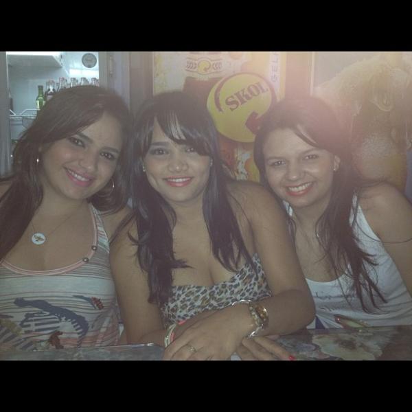 Edilly1's tweet photo. primas . http://t.co/ylsM8HlY
