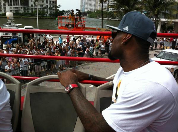 Team LeBron tweet media