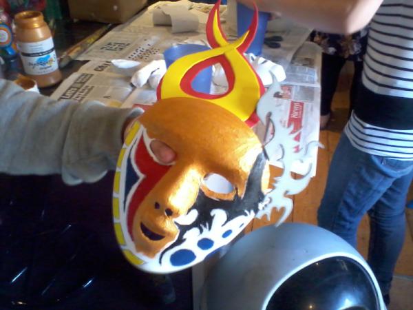 Base33_WYT's tweet photo. Some amazing stuff being made at the art project tonight! #impressed http://t.co/jfP0f8ff