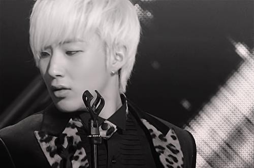 [ #picspam -6] Smexy JongUp :3 *faint*