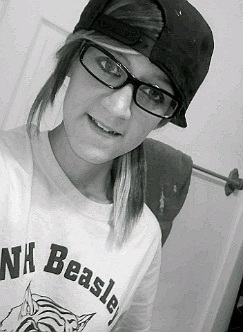 HaileyPhilpot's tweet photo. ***ILoveYou*** http://t.co/0vWN1qU2