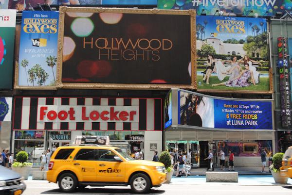 MelissaOrdway's tweet image. Check out the #HollywoodHeights billboard in Times Square!!! So exciting!!!