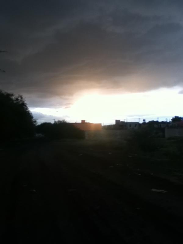 stcj's tweet photo. Atardecer en sanpedro http://t.co/mEdROKRN