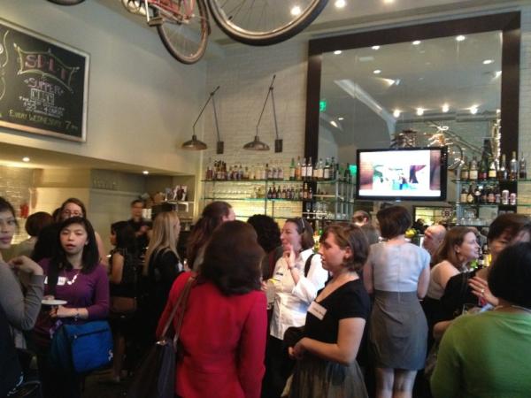 BostonSmithClub's tweet image. Boston Smith alums enjoying a cocktail and networking at @seldelaterre