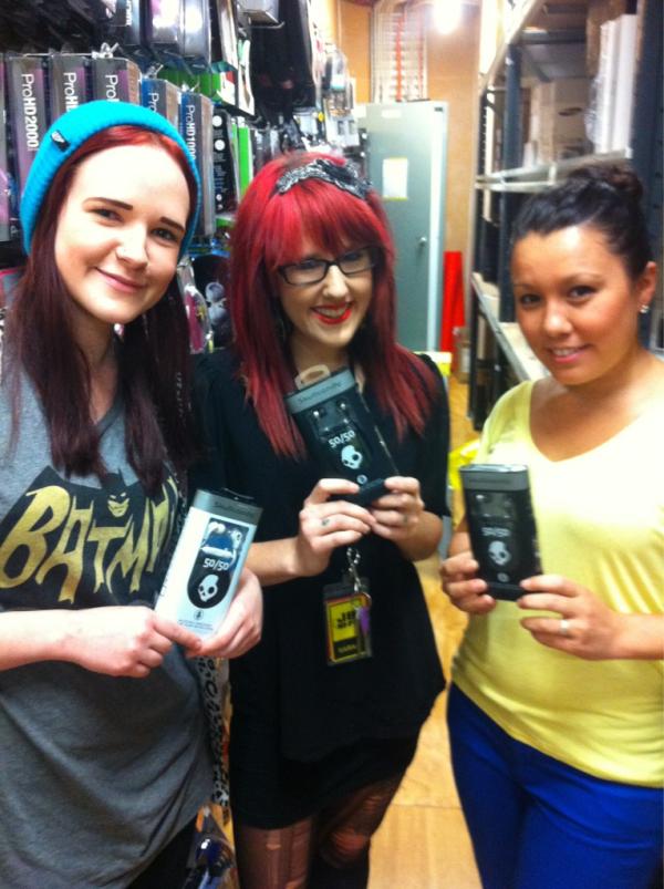 SarahC_JBAus's tweet photo. Had a great @skullcandy training with our favourite rep Joel Romo this morning. We are loving our new 50/50 headphones http://t.co/rabkZxZ0