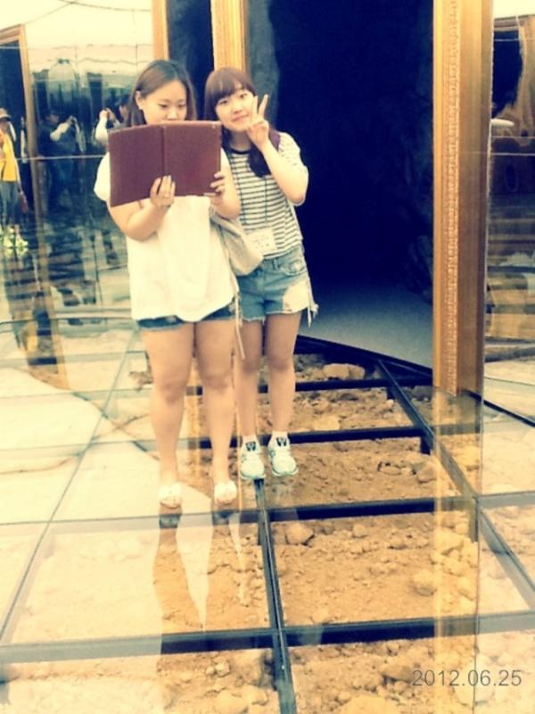 nrsla89's tweet photo. 여수엑스포 sk관에서 지영이랑,ㅋㅎ http://t.co/Iv8VBVM7