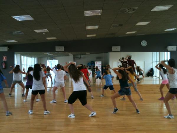 BASMOVE's tweet image. Y comienza la primera clase del 2º día #GDBM ... MARK