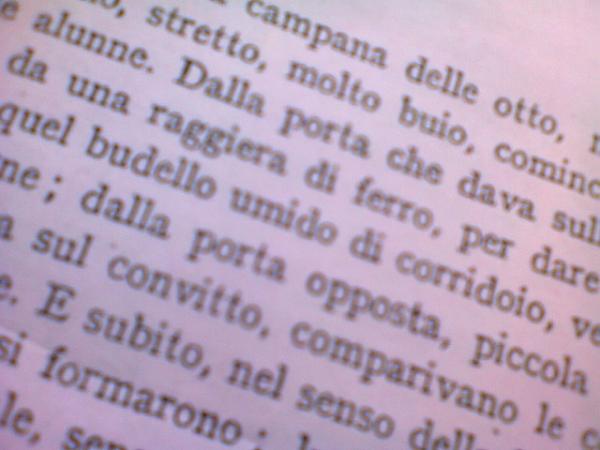 BITCHYFit's tweet photo. Budello umido di corridoio. #progeas #università #storiacontemporanea http://t.co/AVG7A2KN