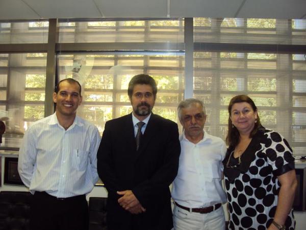 RoqueDeputado's tweet photo. Prefeito Tircinho; Roquinho e Vereadores de Julio Mesquita http://t.co/Z46h2XVo