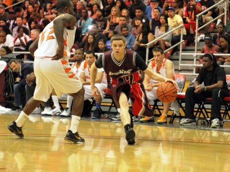 AZCaesar's tweet photo. Phoenix!!!! Ball Up vs. Glen"Big Baby"Davis' (Orlando )  July1st @ Grand Canyon Univ. http://t.co/U9misGB6  4 Tickets http://t.co/2kgIfI3S