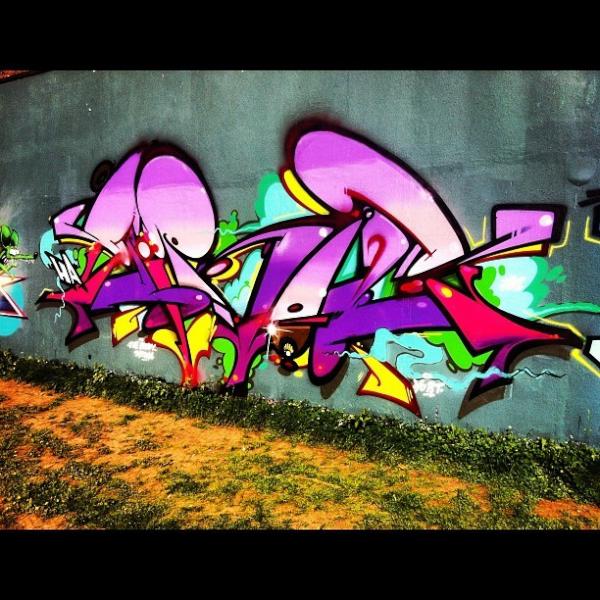 instagraf tweet media