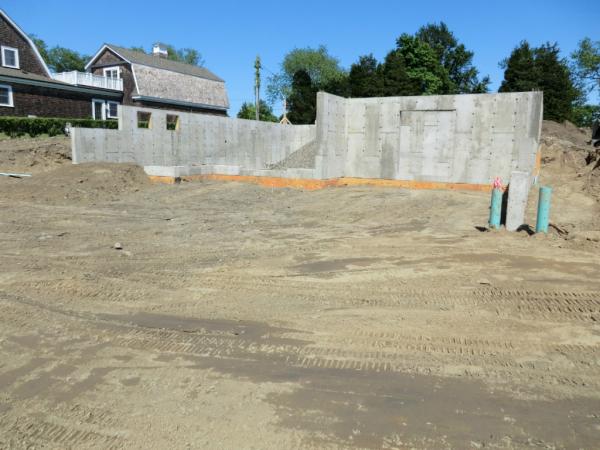 behanbros's tweet photo. Foundation poured!! http://t.co/bbXHzFps