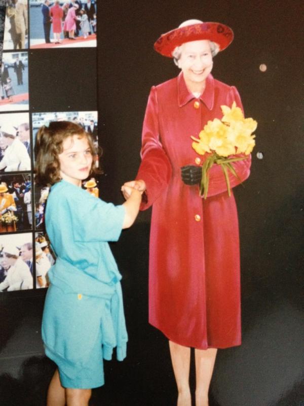 neiljcframe's tweet photo. @annaframe meets The Queen....20 years ago. http://t.co/hp6sXPxg