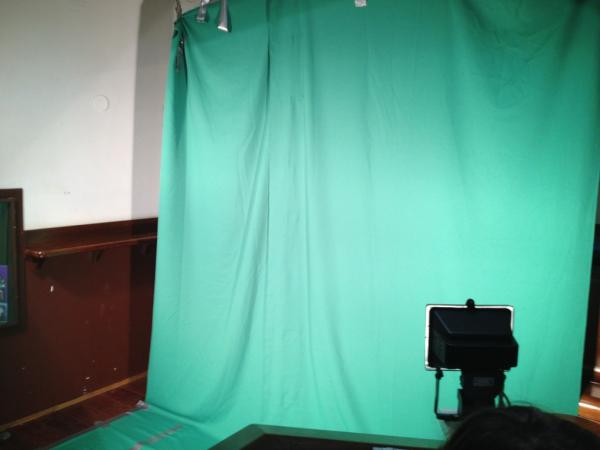 IntroAlmere's tweet image. En de fotoshoot van de medewerkers is in volle gang #IntroAlmere