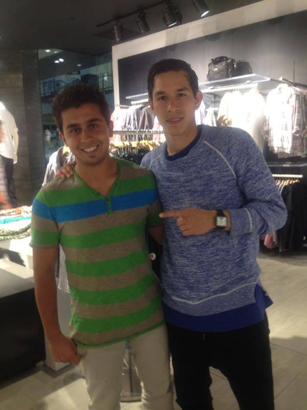 MoeKara26's tweet photo. Met @EricAvila12 in MTL today, whaaaat!
#sosick 
#TFC http://t.co/ivH1lp8j